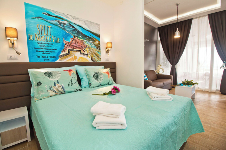 Room 2, Idro apartments directly at the beach, Split