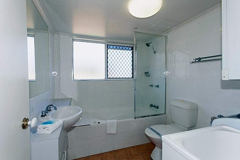 Bathroom 4, At Surfers Tradewinds, Gold Coast