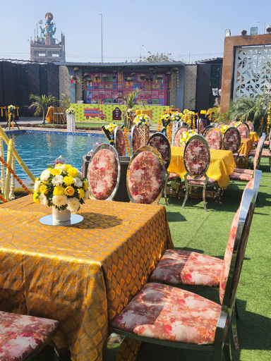 Pool 4, Lavanya Motel, Delhi