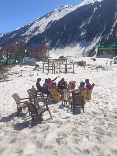 Property grounds 5, MONK Hut, Kullu
