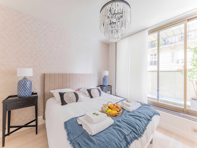 Bedroom 2, Cozy apartment ac. balcony - 1BR4P - Eiffel Tower, Paris
