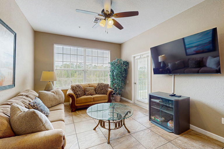 Living area 4, Spacious Condo With Shared Pool, Tennis Court, Game Room, & More, Osceola