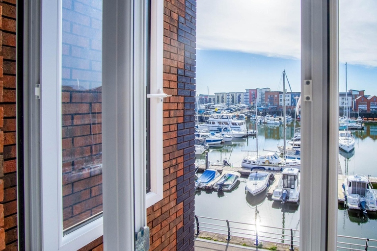 Water view 4, The Crows Nest - 1 Bed Apartment - Swansea Marina, Swansea