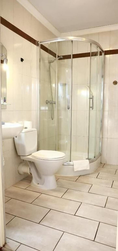 Bathroom 3, Pałac Biedrusko, Poznań