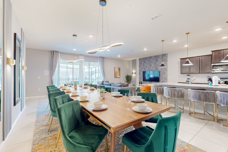 Room 2, Inviting Family-friendly Home W/private Pool, Spa, Central AC, & W/D, Polk