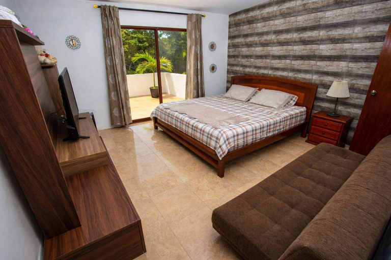 Room 4, Hotel Amancay - Pool and Jacuzzi, San Cristóbal