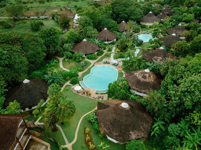 General view 4, Loharano Lodge, Diana
