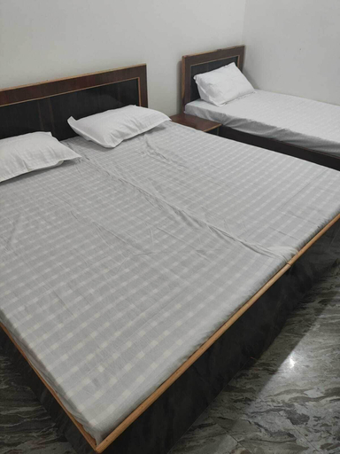 Room 3, Shri Ved Vrinda Dham Aashram, Mathura