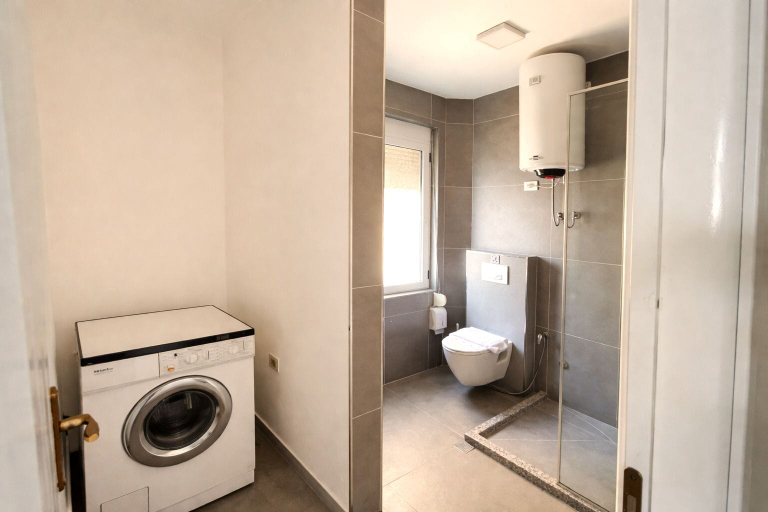 Bathroom 4, Suite Idea Hotel, Tiranës