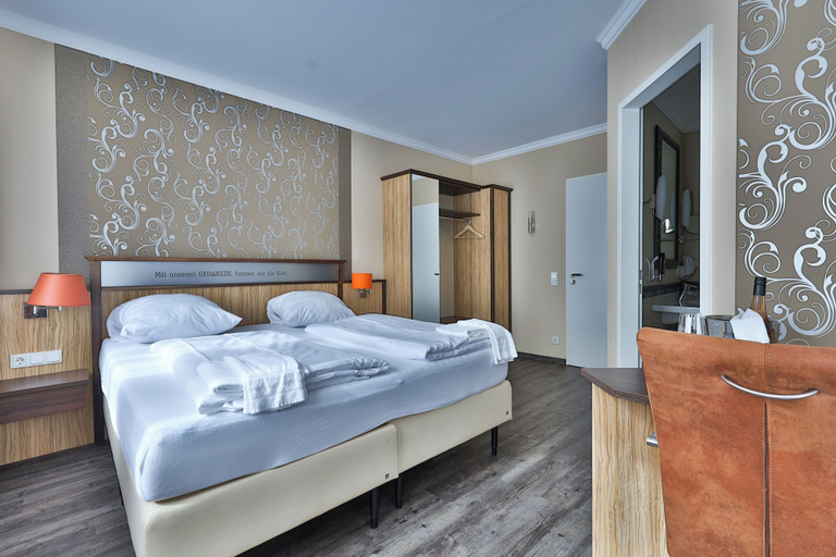 Bedroom 4, M13 Hotel, Trier-Saarburg