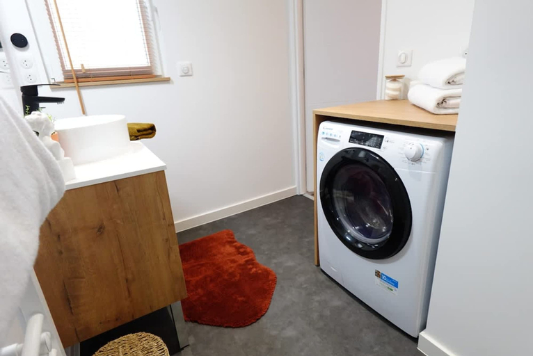 Room 2, Le Charme Parisien Wifi Parking Gratuit 4 Pers, Pas-de-Calais