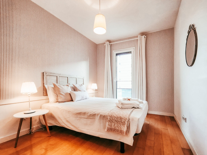 Room 2, Bridge View With Balcony By Gt House, Loures