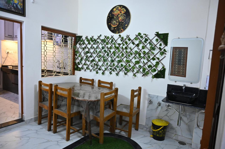 Private kitchen 2, Shri Jee Kunj Homestay, Varanasi