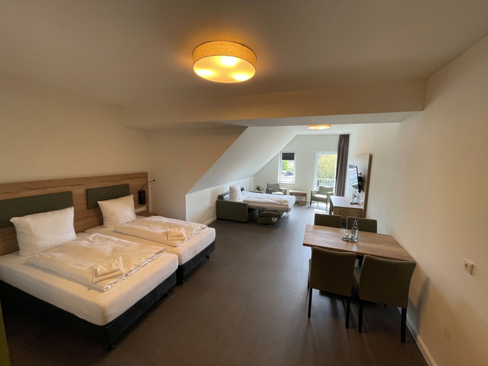 Bedroom 3, Hotel am Pferdemarkt, Aurich