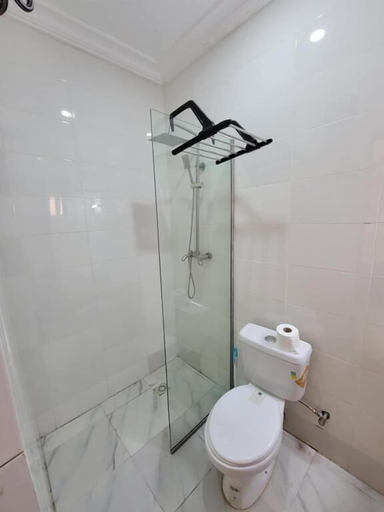 Bathroom 5, Zico 2 bedroom apartments, AbujaMun
