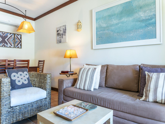 2, Seaside apartment in Benagil with terrace, Lagoa