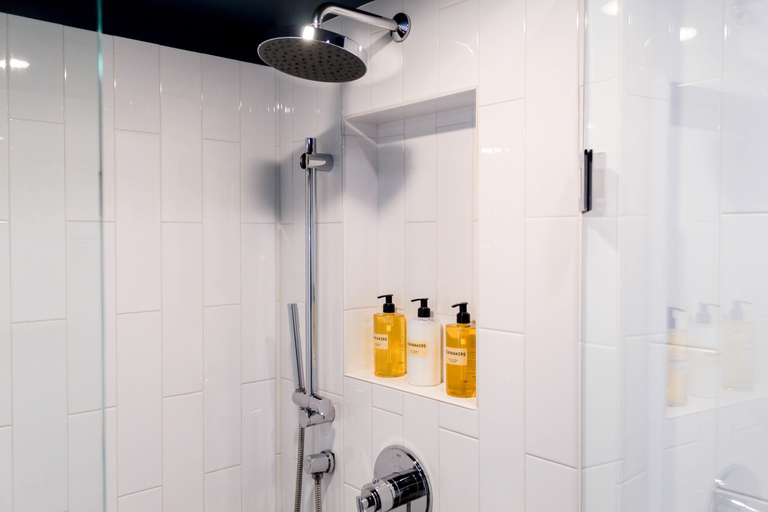 Bathroom, Thompson Chicago, Cook