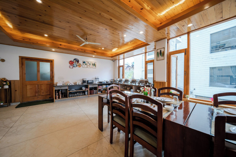 Food & Drinks 4, Hotel SNAS Retreat Manali, Kullu