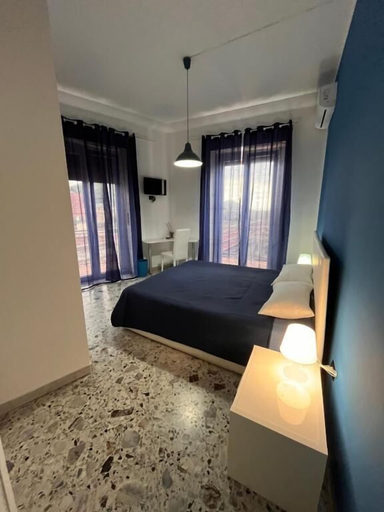 Room 5, La Dolce Vita di Giuseppe Arcieri, Salerno