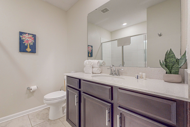 Bathroom 5, Spacious Townhouse With Private Patio and Resort Amenites, Osceola