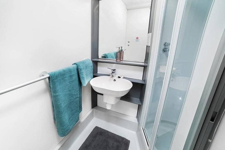 Bathroom, Student Only Bronze Ensuite at Highbury, London