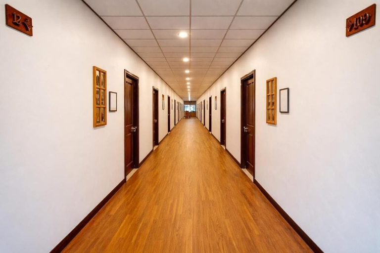 Interior, Karon Place, Pulau Phuket