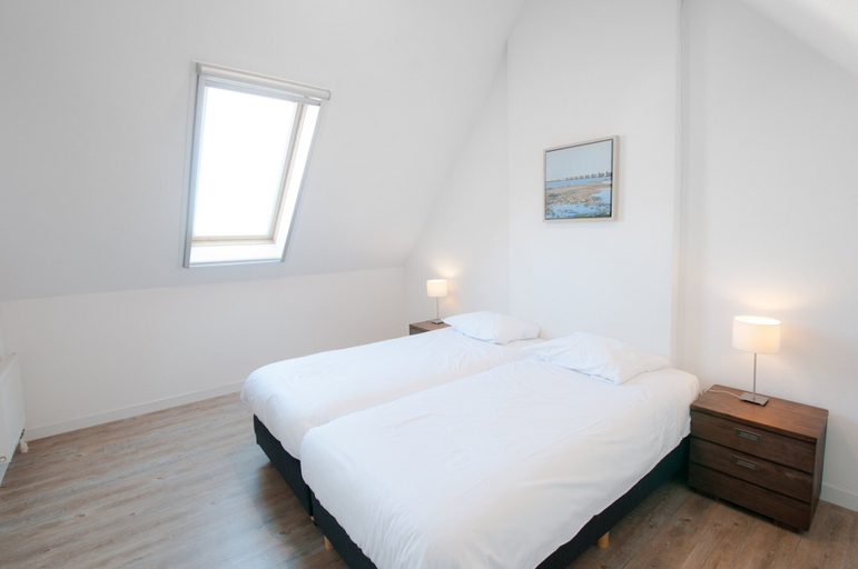 Bedroom 2, Villa Oesterdam Comfort 6 Persons, Tholen