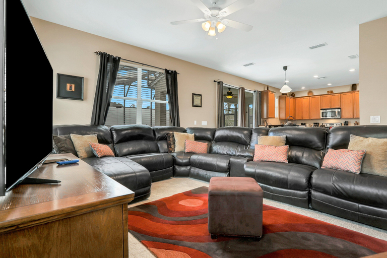 Living area 2, Beautiful Home Close to Theme Parks With Private Pool, AC & W/D - Dog-friendly, Osceola