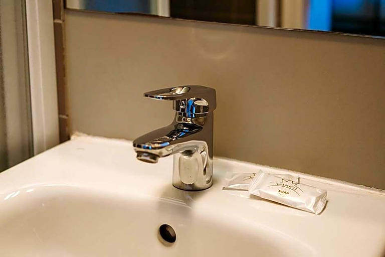 Bathroom, 16 Euro Hostel, Tallinn