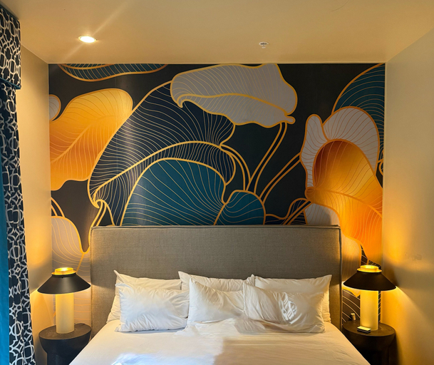 Bedroom 5, The Crescent Hotel, Los Angeles