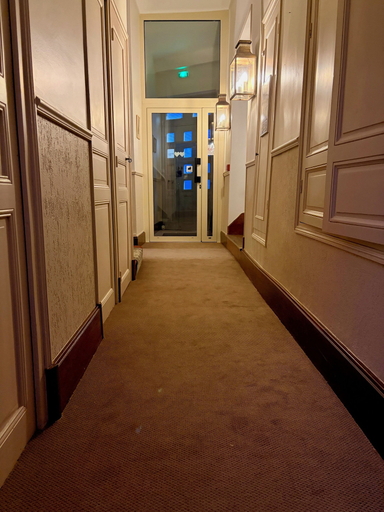 Others 5, Hôtel de la Sologne, Loiret