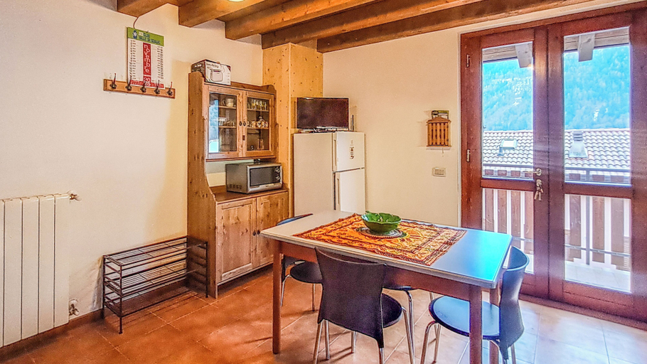Dining, Casa Loca Colere, Bergamo