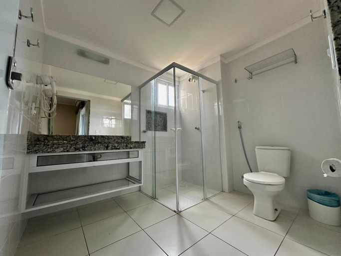 Bathroom 2, Di Roma Piazza Via Caldas, Caldas Novas