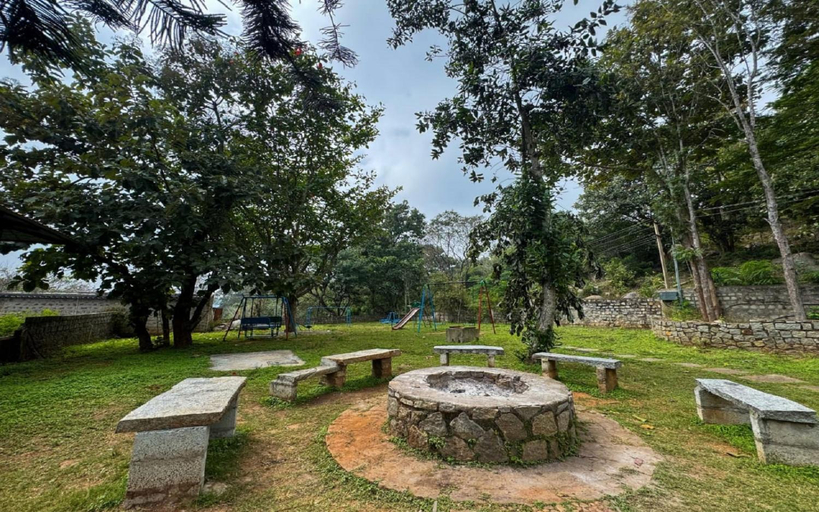 Others 4, Temple Tree Residence, Vellore