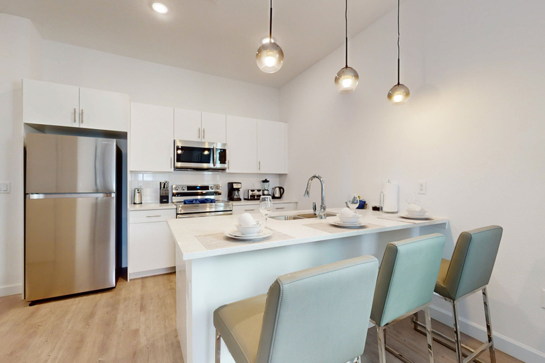 Private kitchen 5, Modern Townhouse With Private Pool Near Disney & Top Attractions, Polk