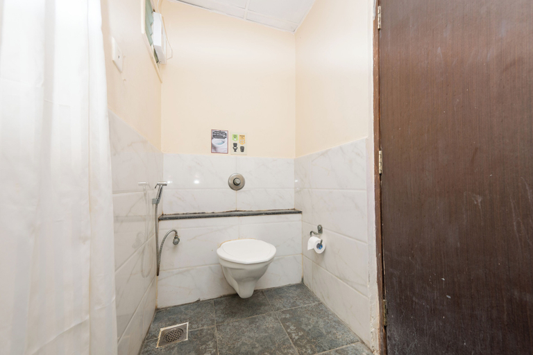 Bathroom 4, Astra Hotels & Suites Marathahalli Spice, Bangalore