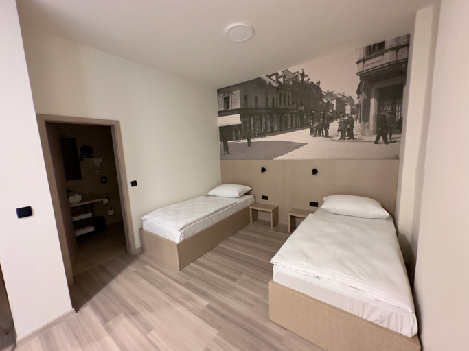 Bedroom 2, Evropa, Celje