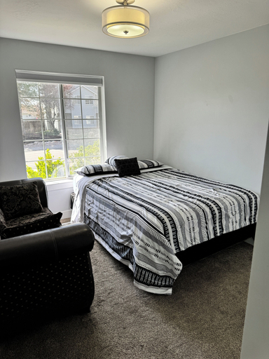 Room 5, Salt Lake County Housing, Salt Lake