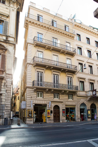 Exterior & Views 2, Via Del Corso Home, Rome