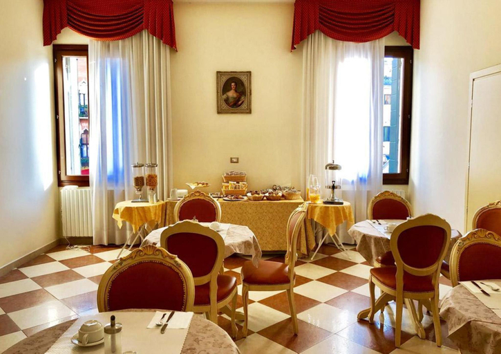 Food & Drinks 5, Hotel Marte, Venezia