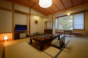 Others 3, Sansuiso, Fukushima