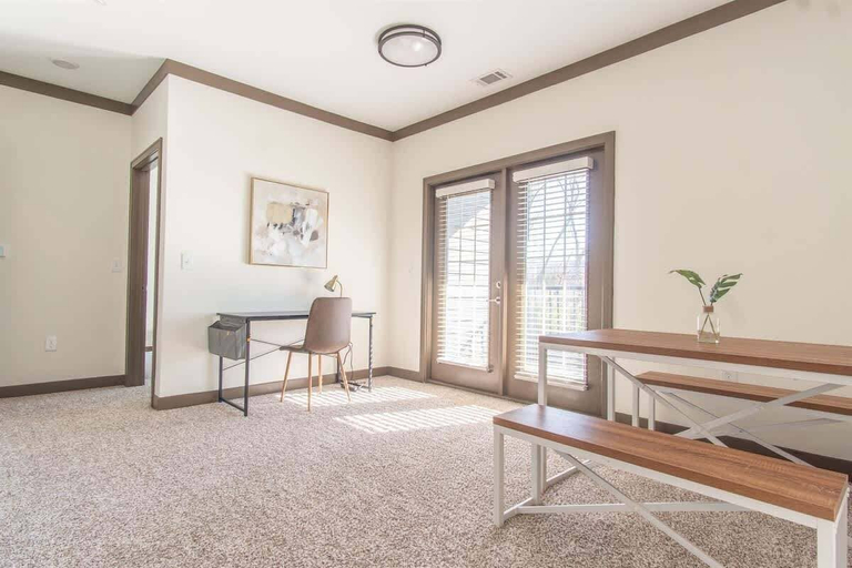 Dining room 5, Boulevard Stays - Hurstbourne, Jefferson