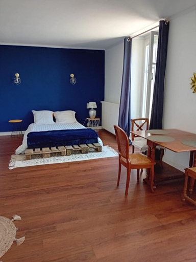 Bedroom 2, Augustodun'Home, Saône-et-Loire