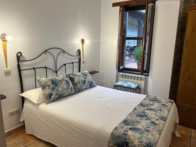 Bedroom 5, Posada la Estela de Barros, Cantabria