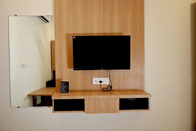 Interior 5, Hotel Tulsa Inn, Chhatarpur