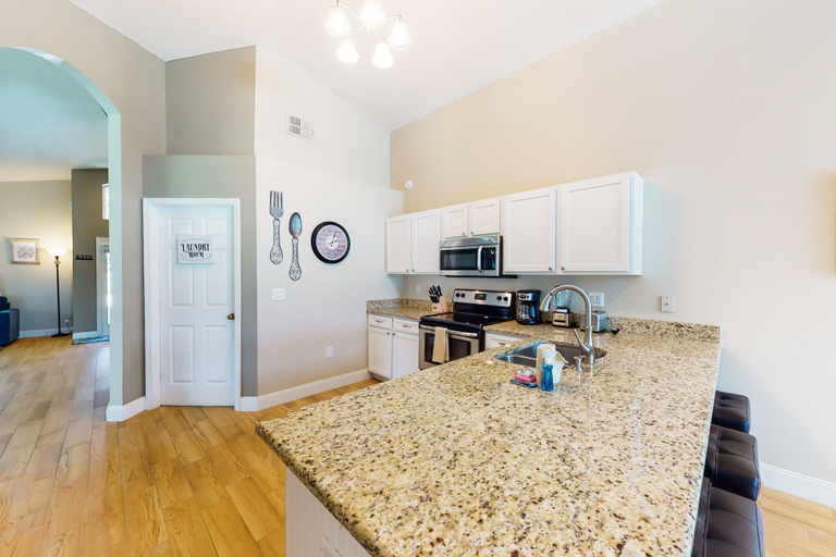 Private kitchen 3, Private Pool Home With Spa, Screened Patio, Central AC, & Washer/dryer, Polk