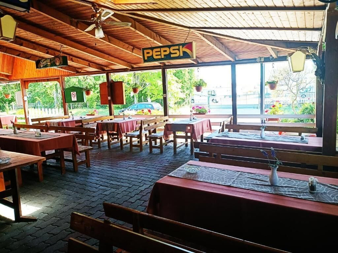 Outdoor dining 2, Janika Pension, Hévíz/Keszthely