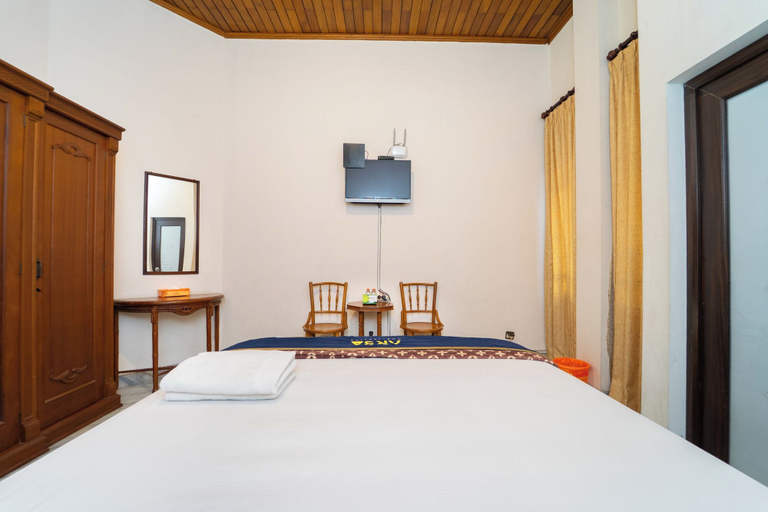 Room 2, D Ajenk Boutique Villa by BHATARA, Sleman