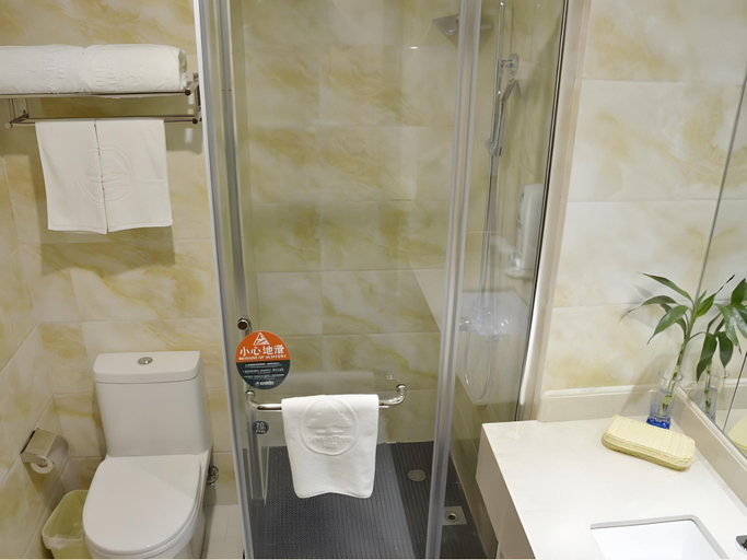 Bathroom 4, GreenTree Inn (Donghai New Bus Terminal), Lianyungang