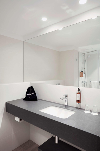 Bathroom 4, Q Hotel Plus Wrocław Bielany, Środa Śląska
